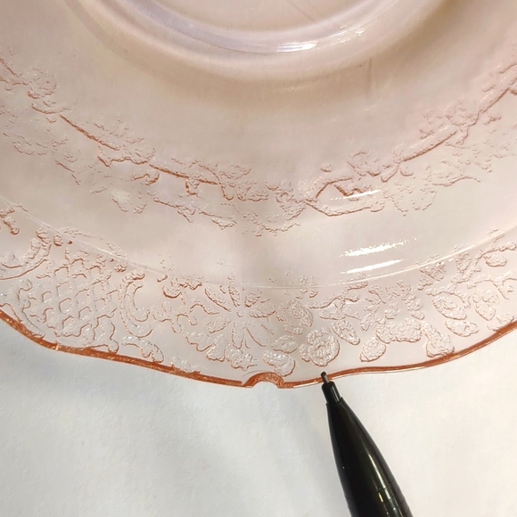 Federal Normandie Lattice & Floral Pink Depression cups and saucers - Picture 6 of 6